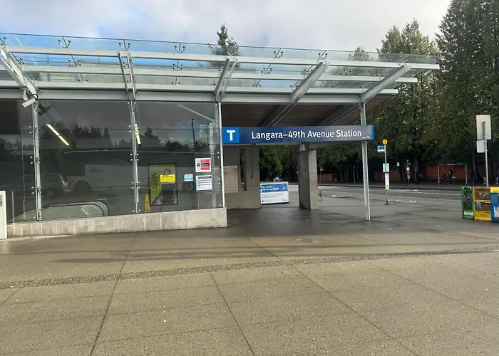 Cozy Guest Home Close To Downtown Vancouver Sights & Subway Station