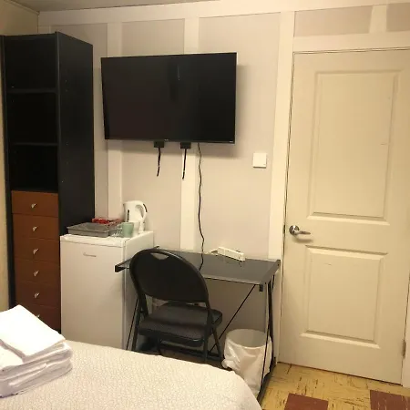 Cozy Guest Home Close To Downtown Vancouver Sights & Subway Station Exterior photo